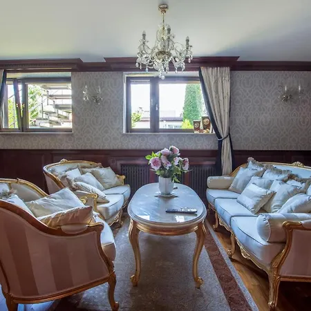 Wilanow Guest house