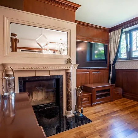 Wilanow Guest house